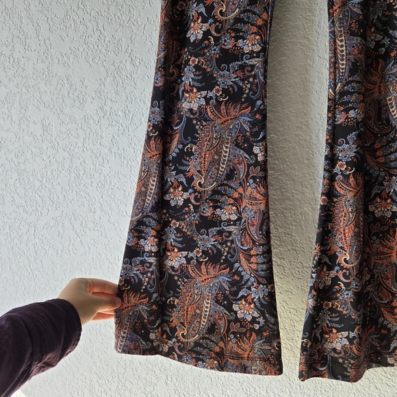 Free People XS Kitty Flare Pants Paisley Print Pull on - Picture 2 of 5